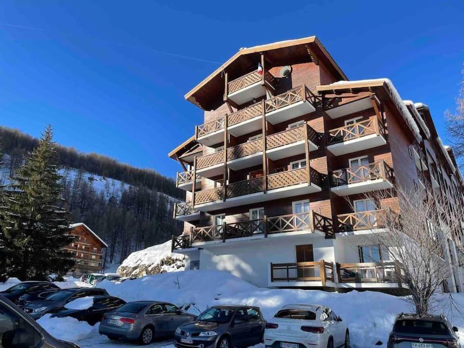 Allos, Logement Pieds Des Pistes, A 10 Minutes De La Base De Loisirs Eksteriør billede